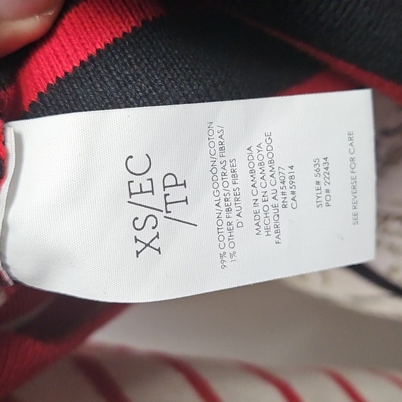 CABI Pocket Pullover Size XS - Picture 5 of 5